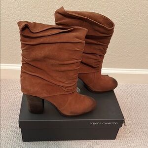 Vince Camuto “Cassandra” Chestnut Brushed Suede pull on Boots